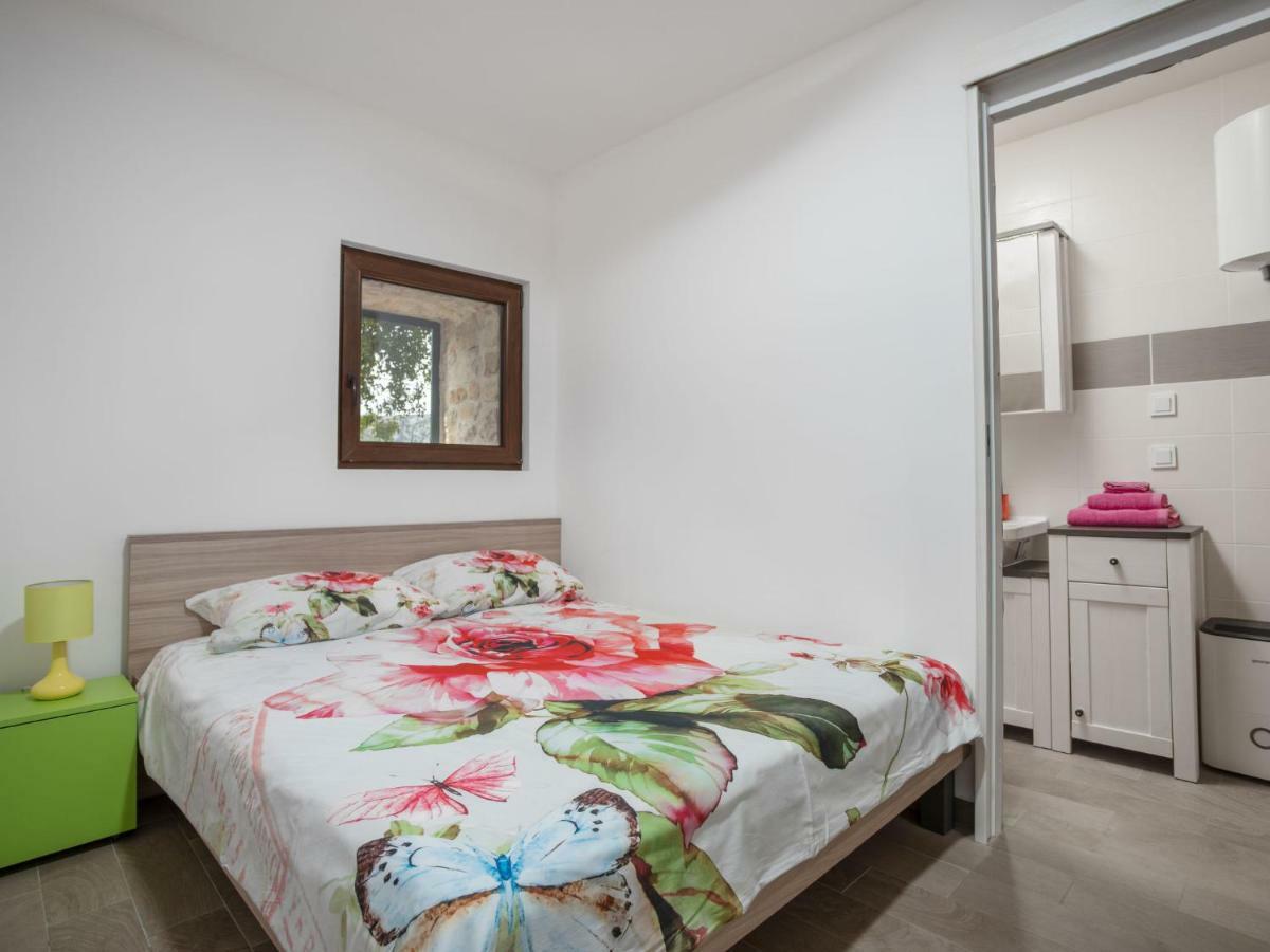 Holiday Home Villa Matija Drivenik Exterior foto